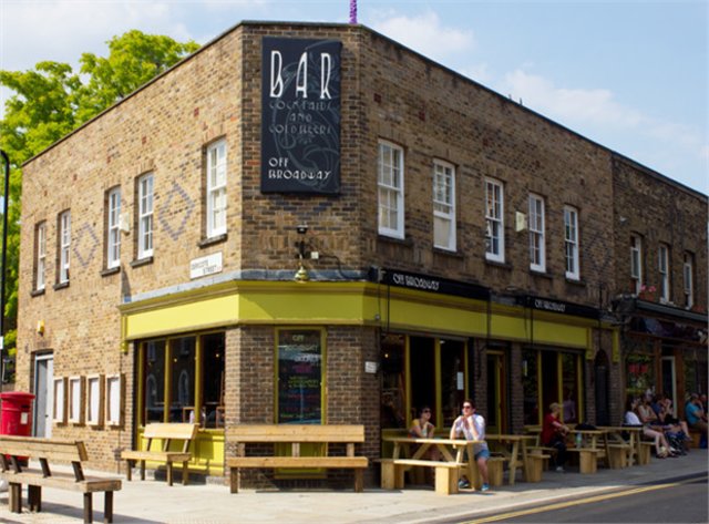 find a co-working space in Off Broadway, London